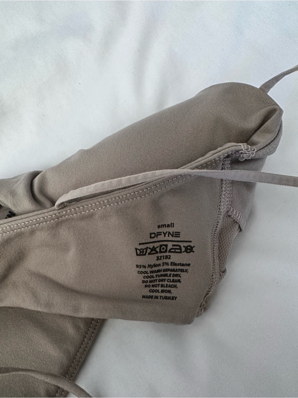DFYNE Women's Latte Defy Strappy Bra: Size S - Picture 3 of 3